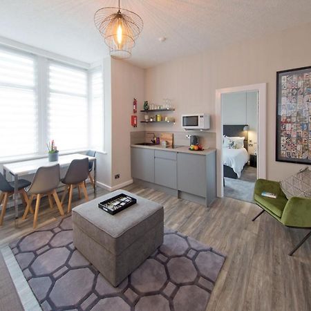 Blackbird Luxury Apartments Room 1 Blackpool Exterior photo