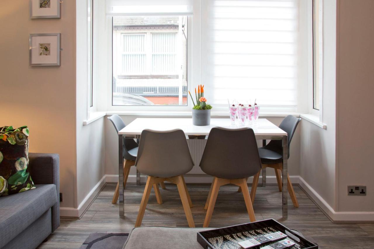 Blackbird Luxury Apartments Room 1 Blackpool Exterior photo